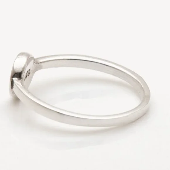 Sterling Silver Round Signet Ring Stamped 925 - Picture 3 of 7